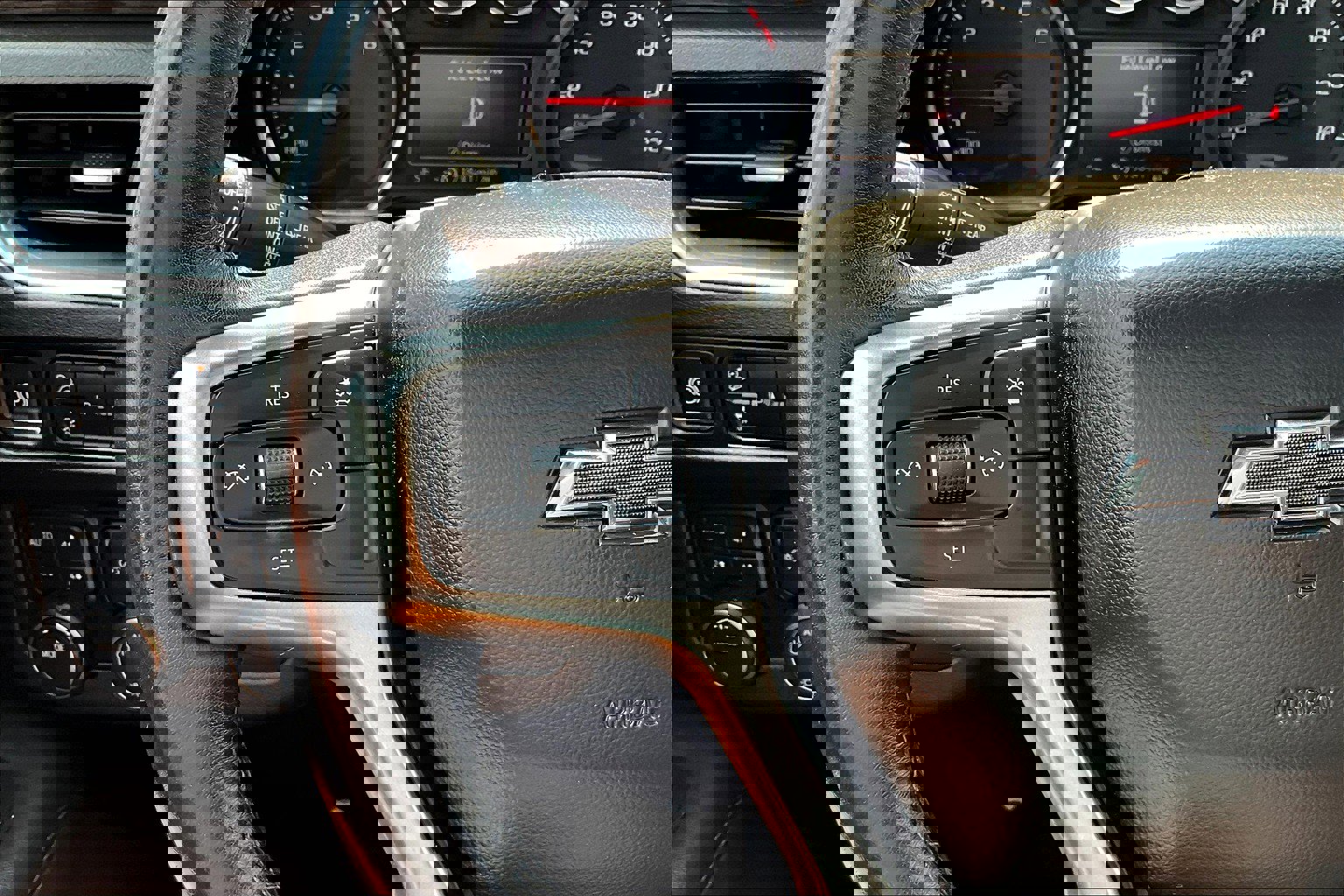 Used 2021 Chevrolet Tahoe Z71 AWD/4WD image 23