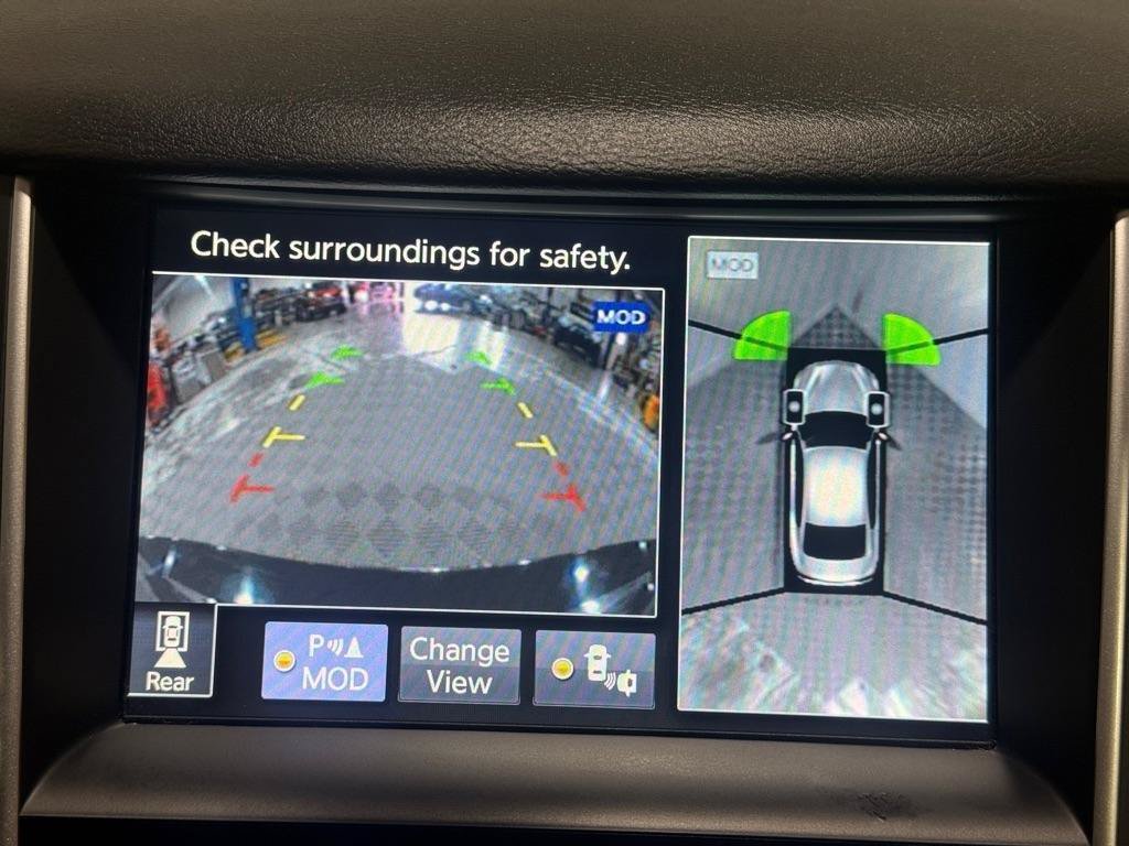 Used 2014 INFINITI Q50 Hybrid w/ Deluxe Technology Package RWD image 23