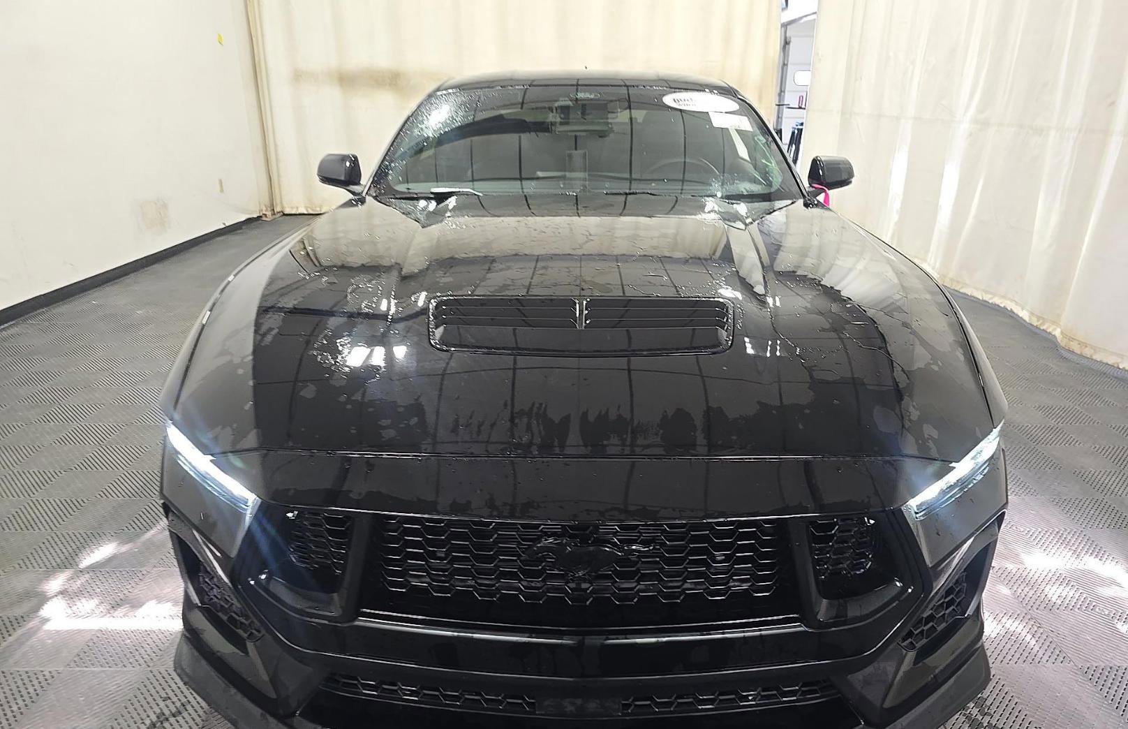 Used 2024 Ford Mustang GT Premium w/ GT Performance Package RWD image 2