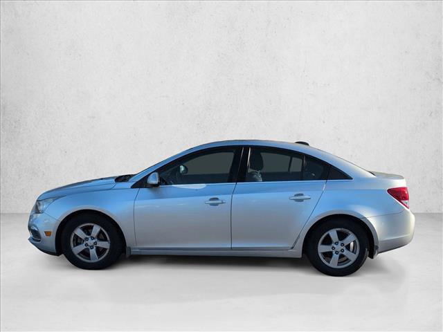 Used 2015 Chevrolet Cruze LT w/ Technology Package image 6