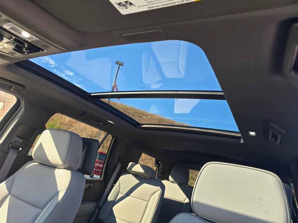 New 2026 GMC Yukon Elevation w/ Elevation Premium Package image 13