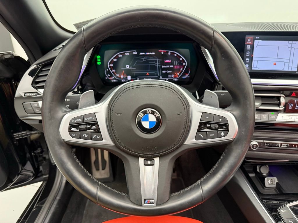 Used 2022 BMW Z4 M40i w/ Premium Package image 11