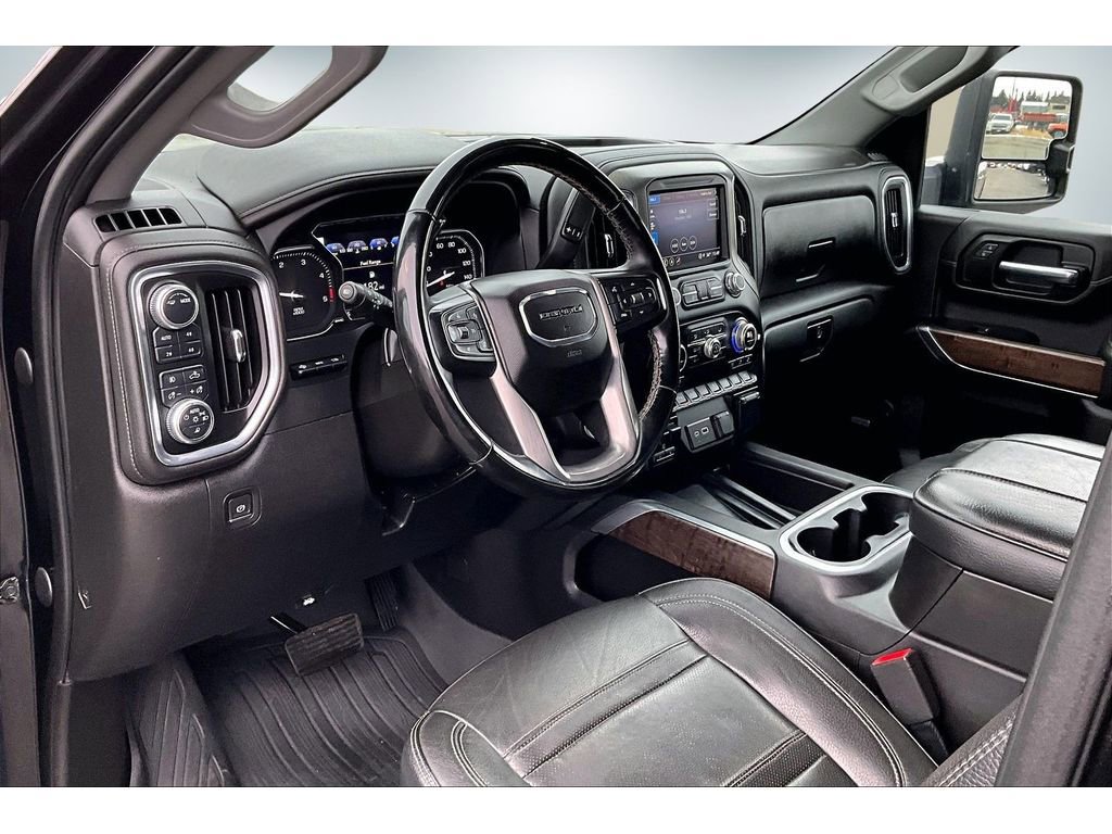 Used 2023 GMC Sierra 3500 Denali w/ Denali Ultimate Package image 18