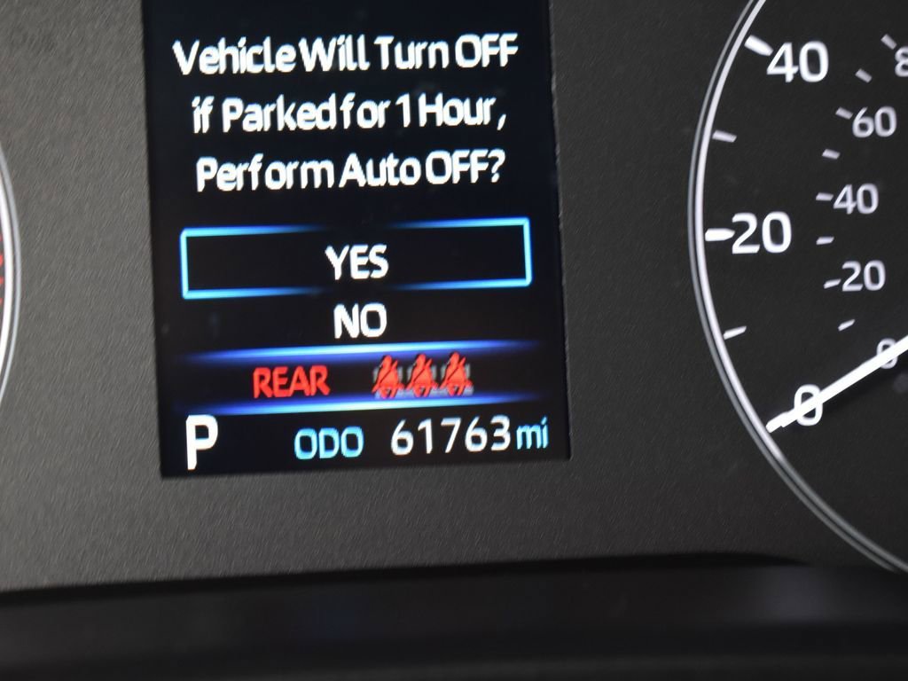 Used 2024 Toyota Corolla Cross LE image 15