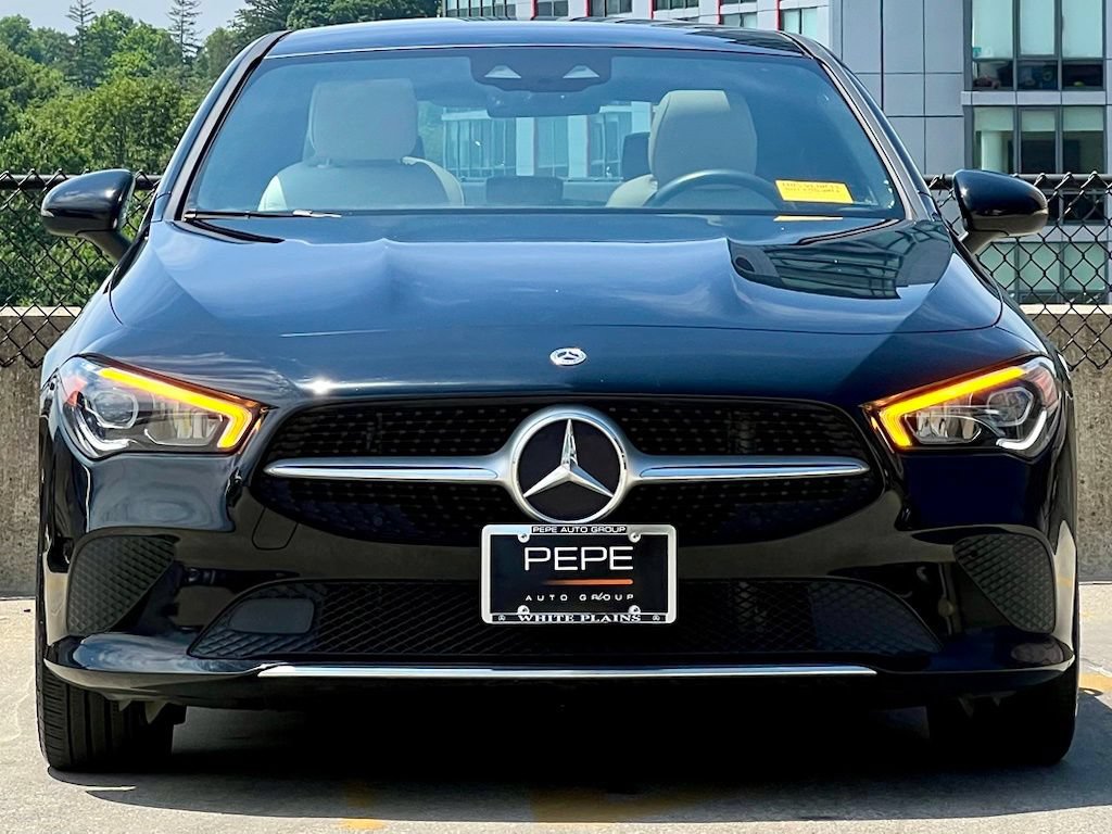 Used 2023 Mercedes-Benz CLA 250 4MATIC image 3