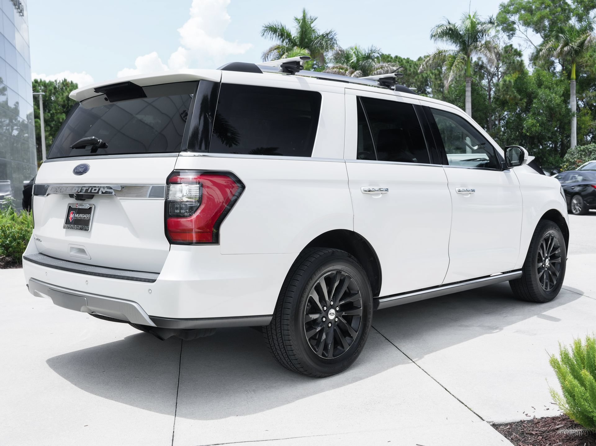 Used 2019 Ford Expedition Limited w/ Equipment Group 301A RWD image 25