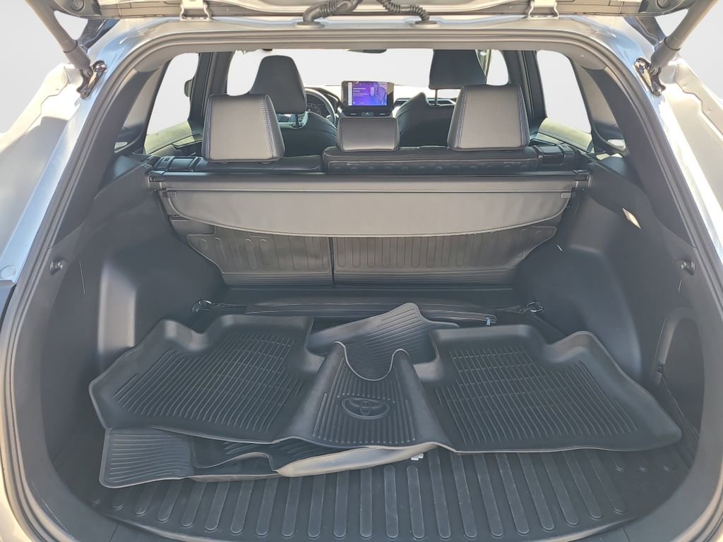 Used 2024 Toyota RAV4 XSE image 12