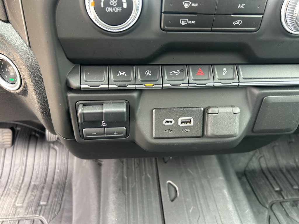 Used 2024 GMC Sierra 1500 Pro w/ Pro Value Package image 18