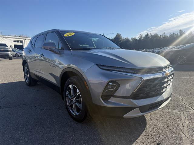 Used 2023 Chevrolet Blazer LT w/ Driver Confidence Package AWD/4WD image 7