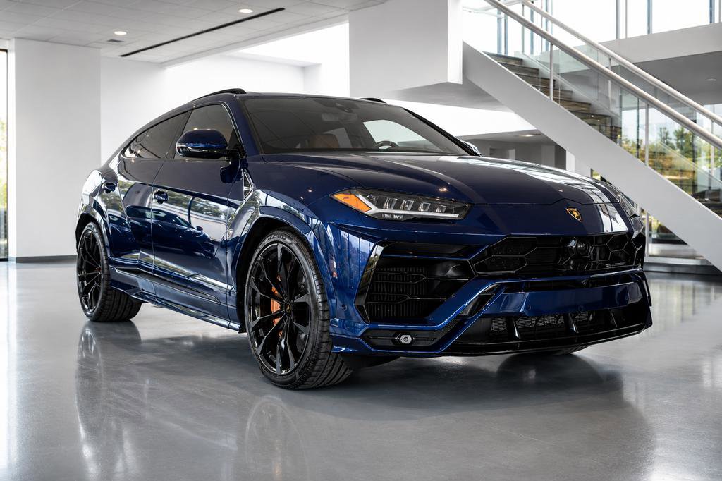 Used 2019 Lamborghini Urus AWD/4WD image 1