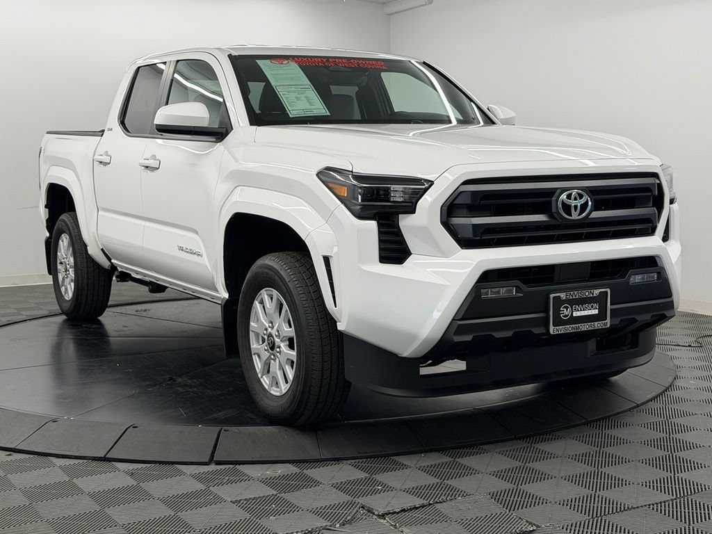 Used 2026 Toyota Tacoma SR5 RWD image 8