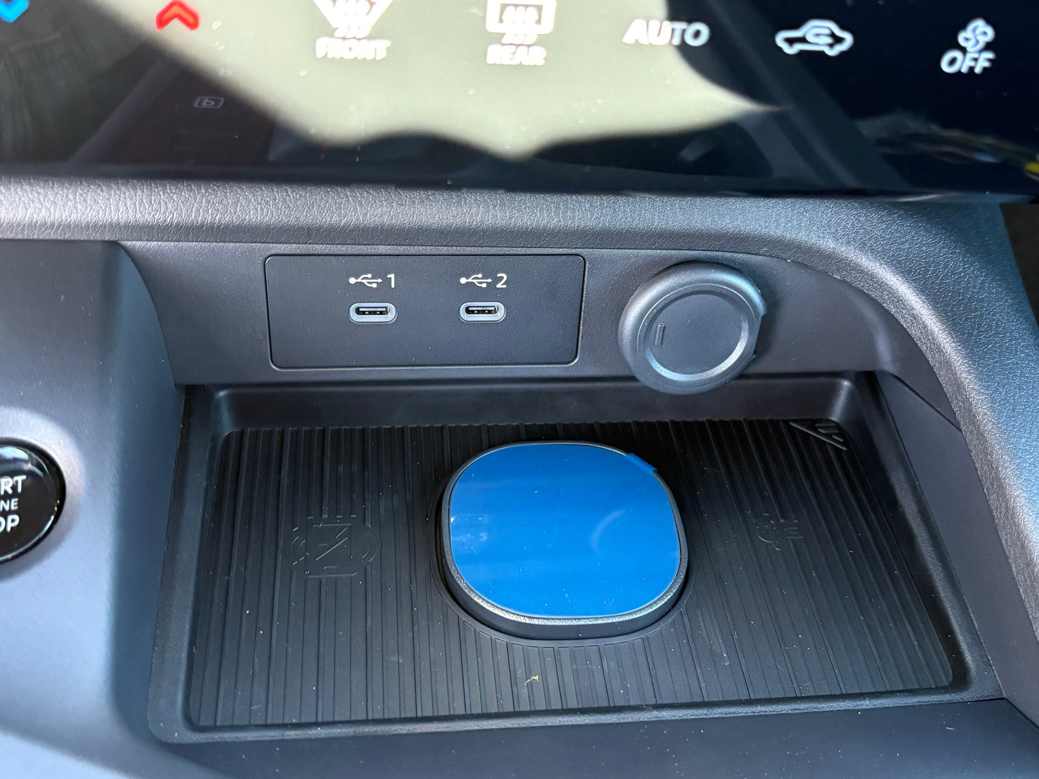 New 2027 Nissan Sentra SR w/ Floor Mat Package FWD image 15