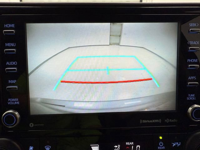 Used 2022 Toyota Highlander LE FWD image 21