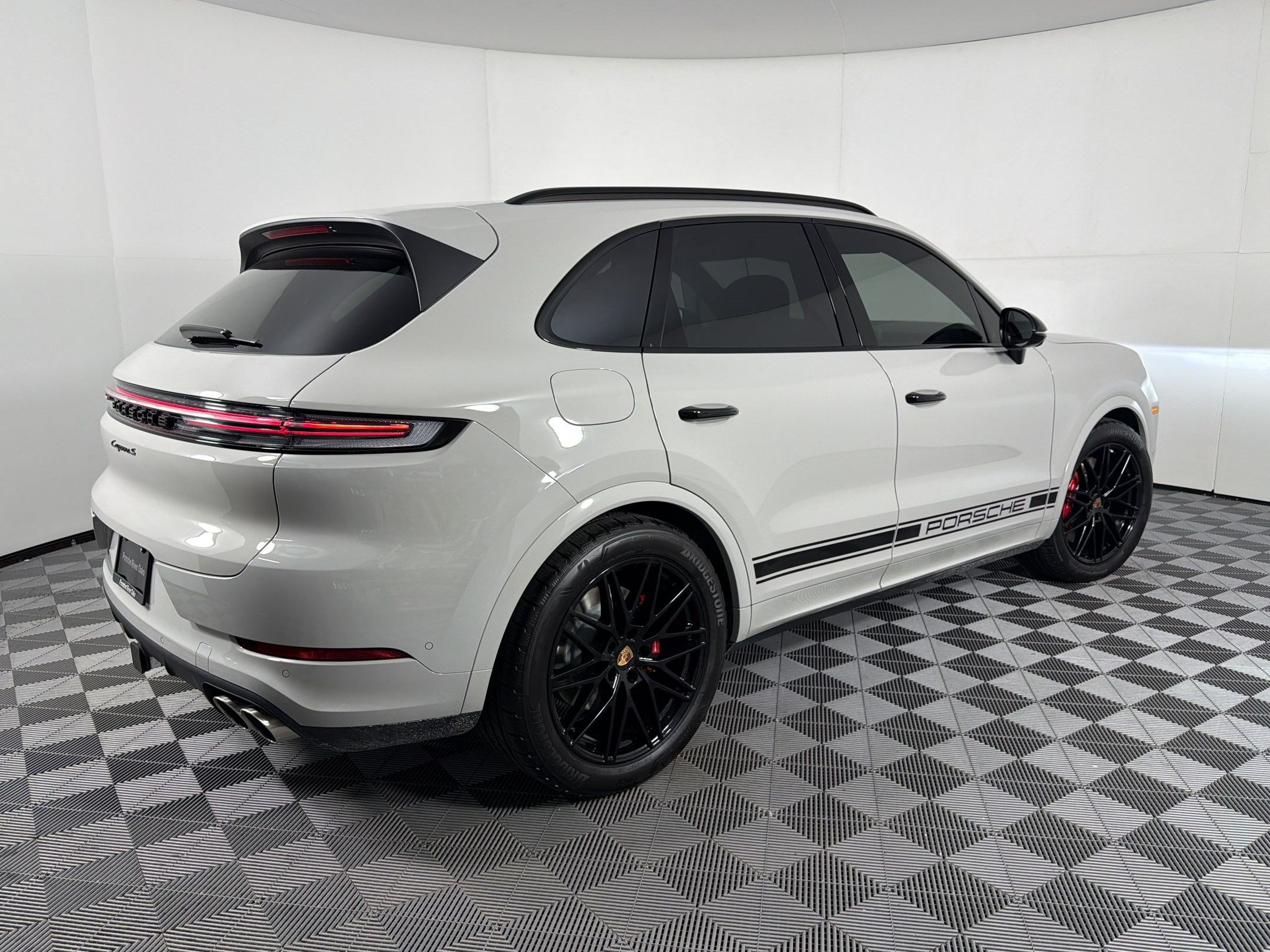 New 2026 Porsche Cayenne S AWD/4WD image 9
