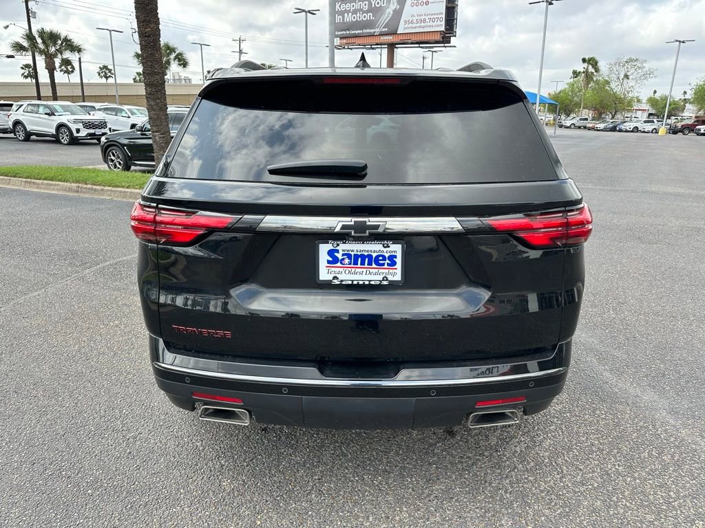 Used 2023 Chevrolet Traverse Premier w/ Redline Edition image 5