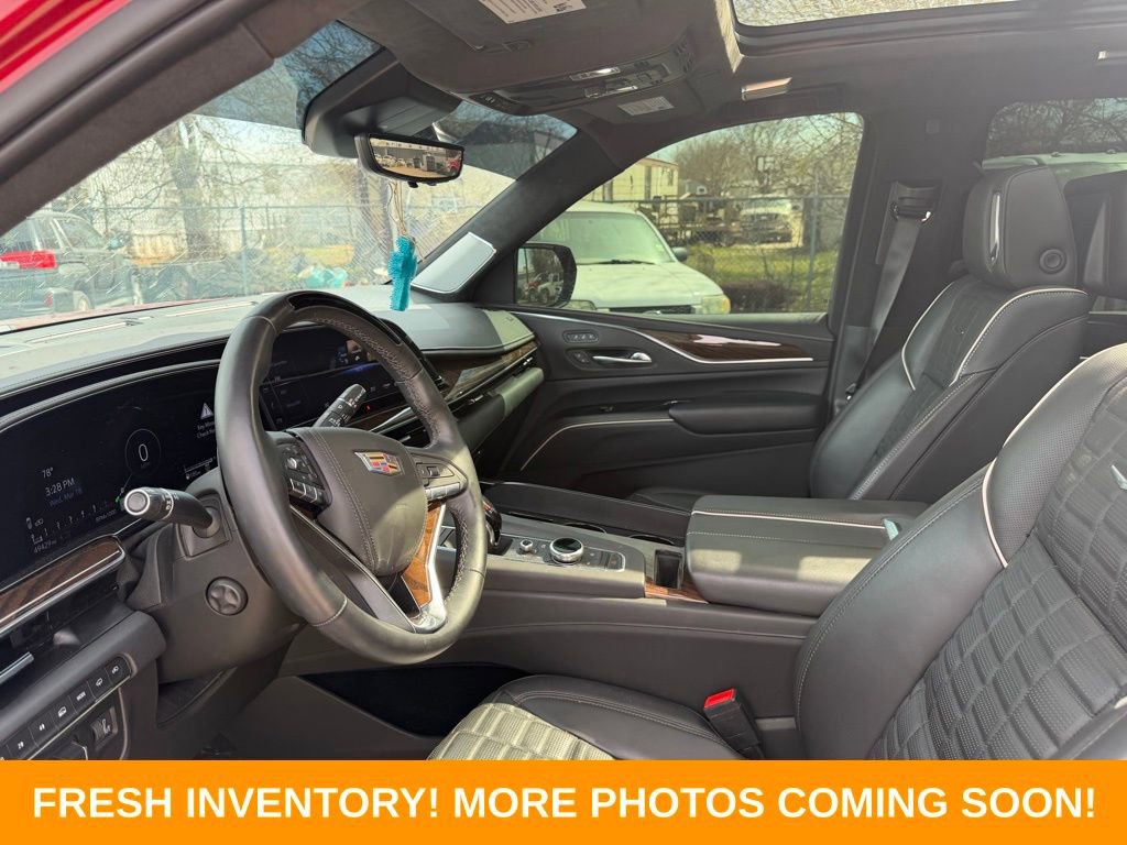 Used 2022 Cadillac Escalade ESV Sport Platinum image 8