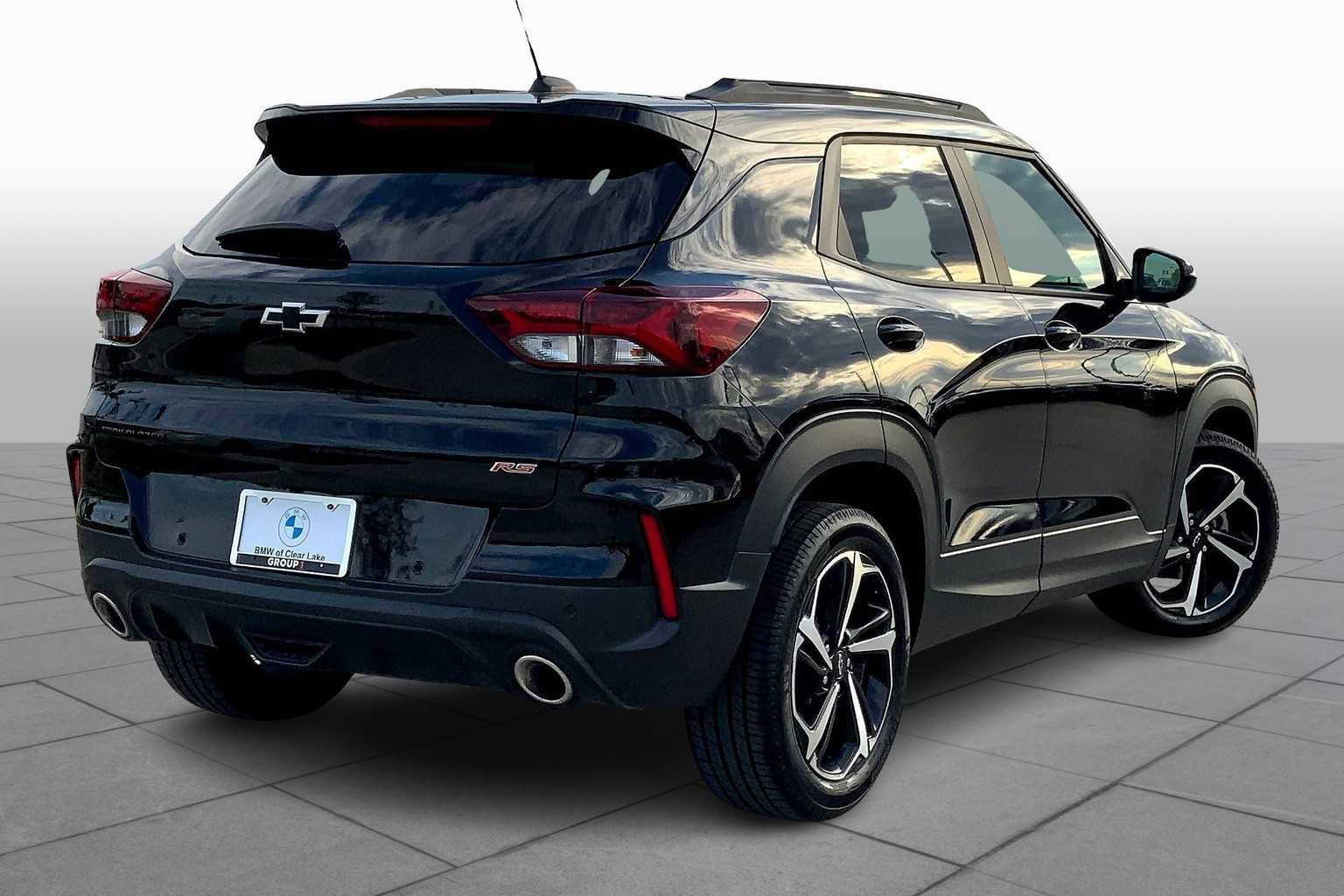 Used 2021 Chevrolet TrailBlazer RS w/ Technology Package image 12