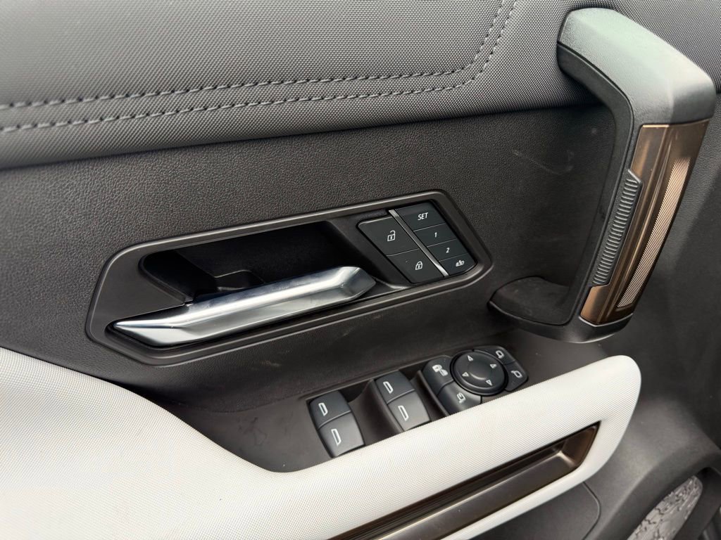 Used 2024 GMC Hummer EV 2X image 10