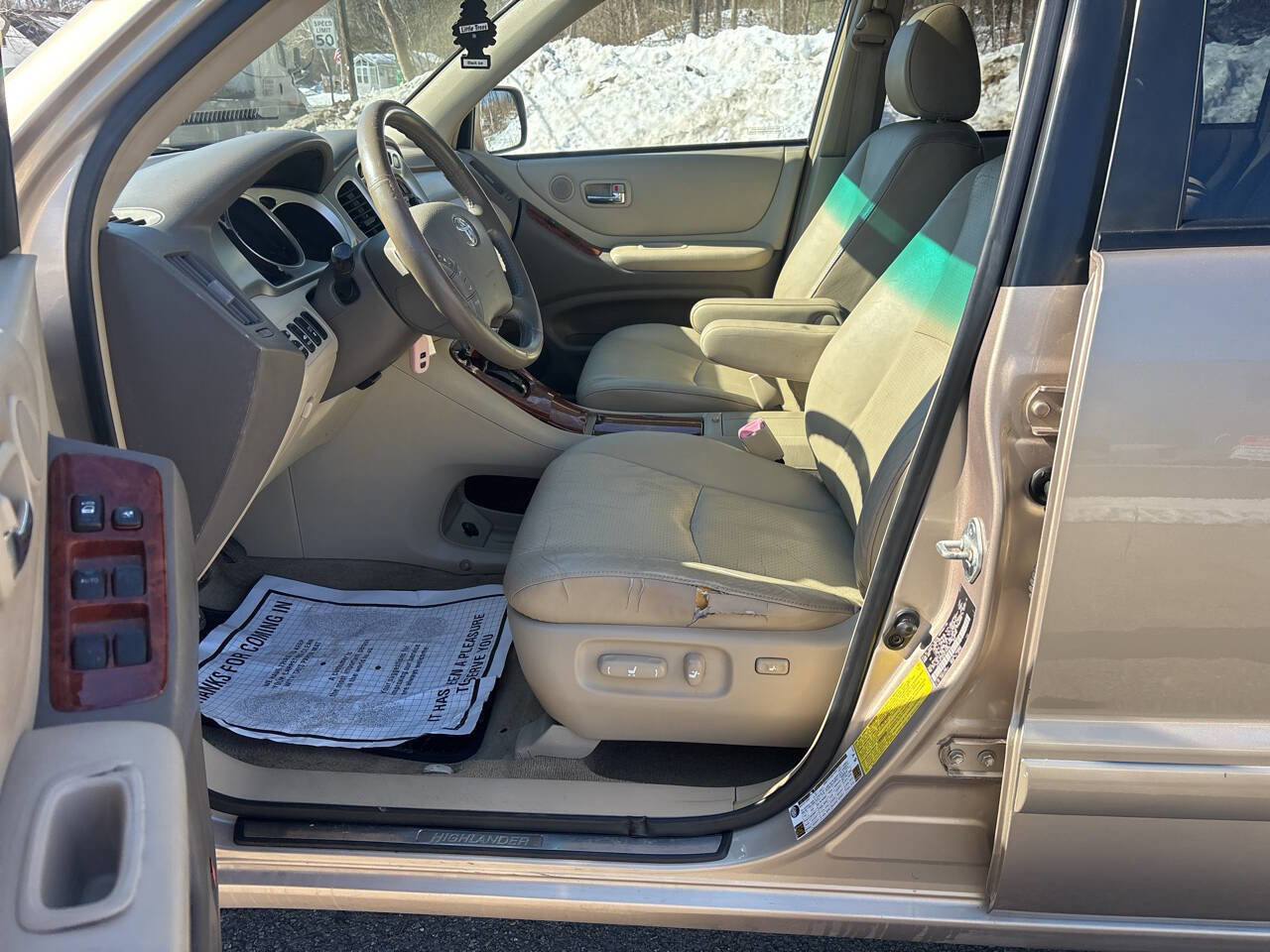 Used 2005 Toyota Highlander Limited image 19