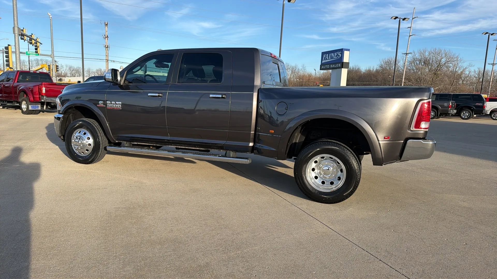 Used 2018 RAM 3500 Laramie image 13