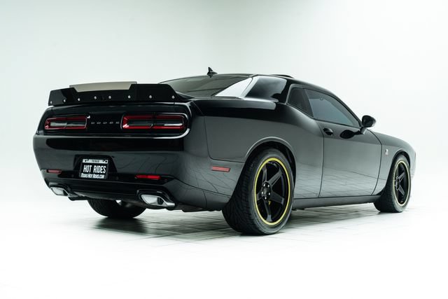 Used 2021 Dodge Challenger R/T Scat Pack RWD image 12