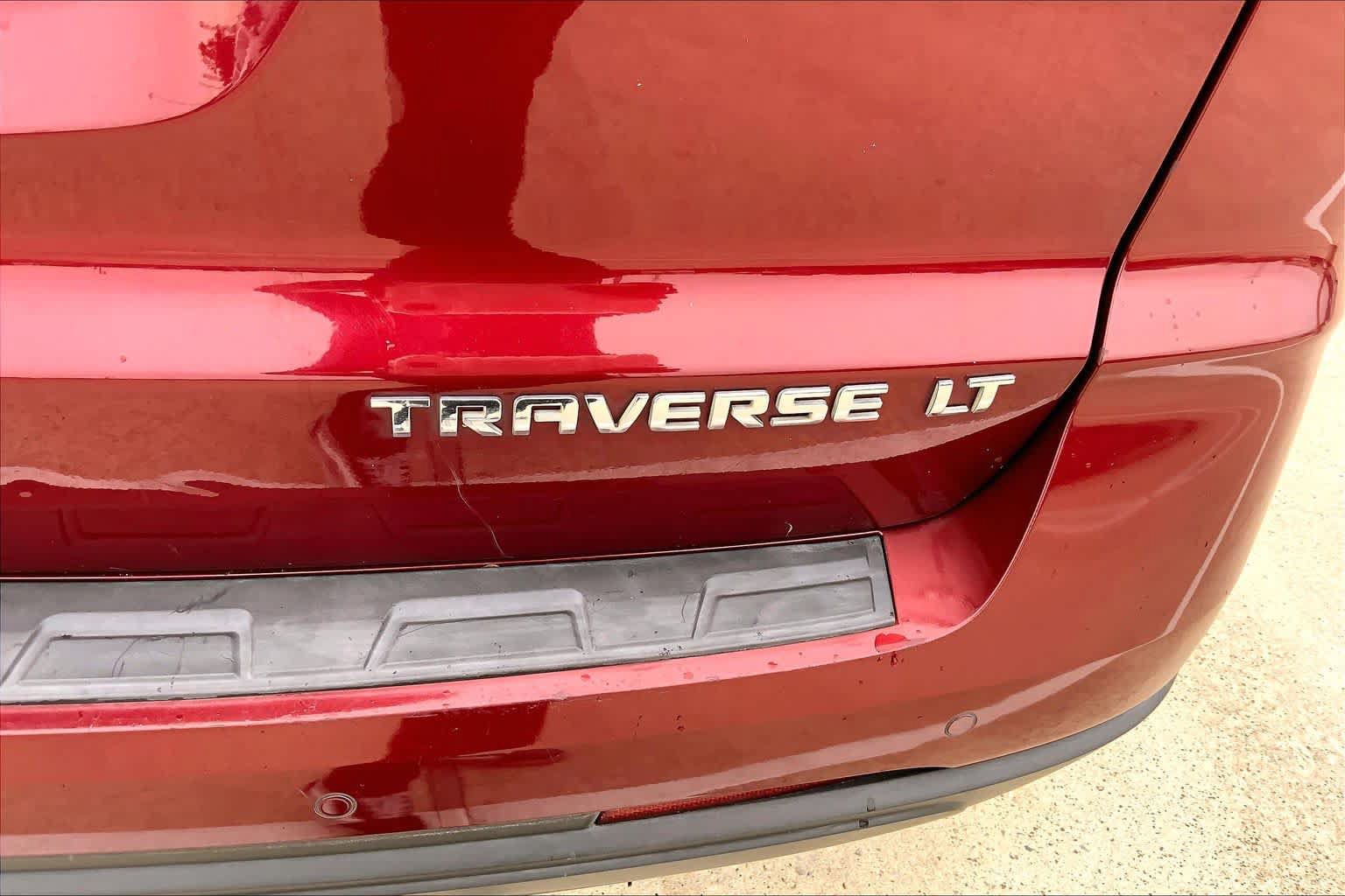 Used 2016 Chevrolet Traverse LT w/ Traveler's Package FWD image 10