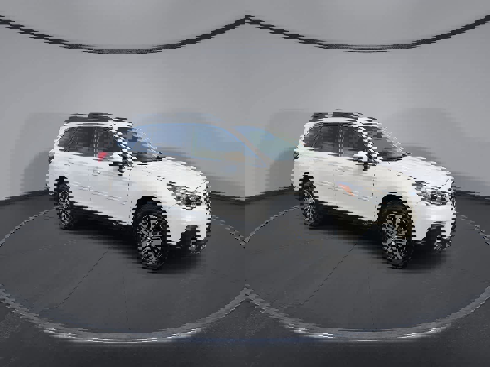 Used 2019 Subaru Outback 2.5i Limited image 2