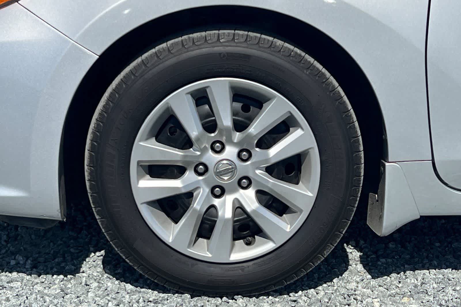 Used 2018 Nissan Altima 2.5 S w/ S Convenience Package FWD image 12