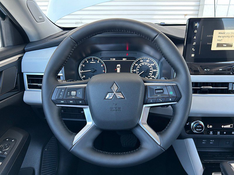 New 2026 Mitsubishi Outlander SE FWD image 22