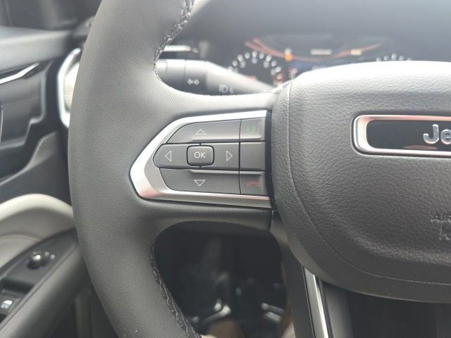 New 2026 Jeep Compass Limited image 13