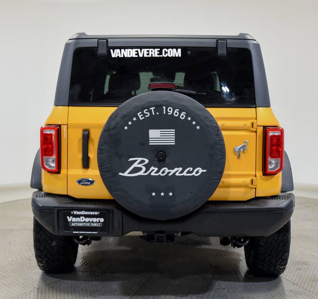 Used 2021 Ford Bronco Black Diamond image 12
