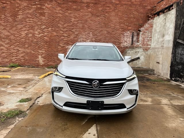 Used 2022 Buick Enclave Essence FWD image 2