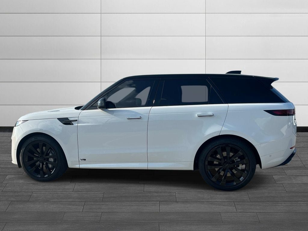 Certified 2026 Land Rover Range Rover Sport Dynamic SE AWD/4WD image 2