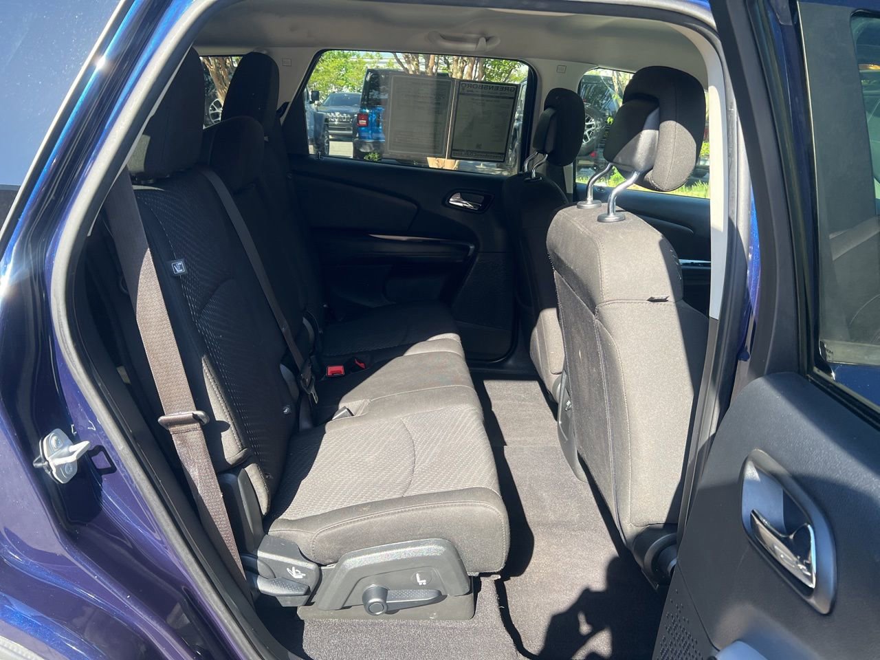 Used 2020 Dodge Journey SE FWD image 27