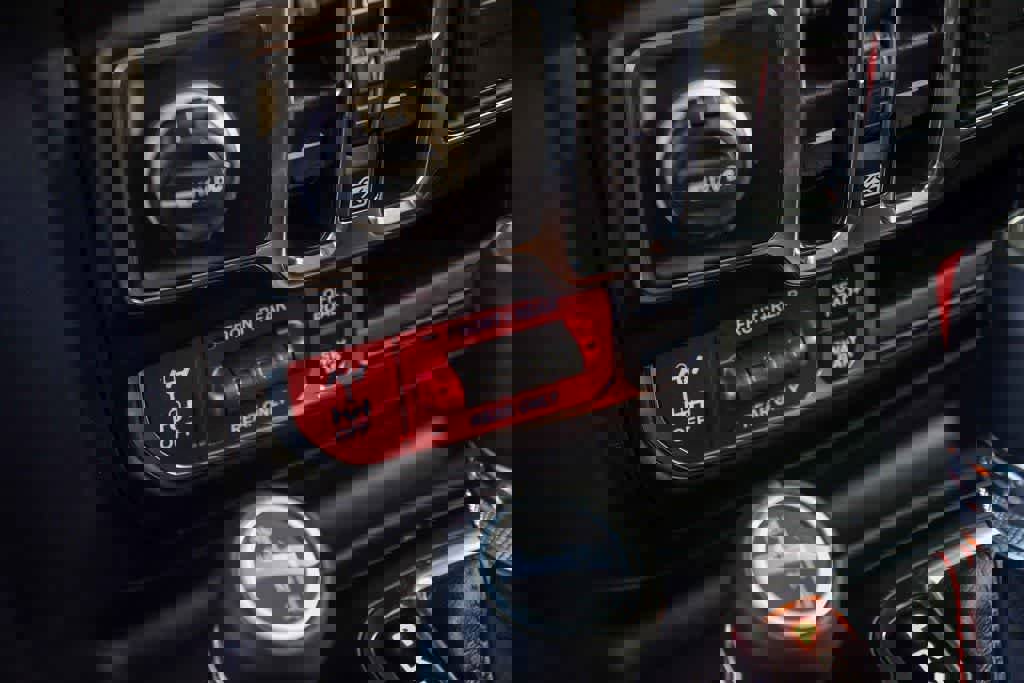 Used 2022 Jeep Wrangler Unlimited Rubicon w/ LED Lighting Group image 28