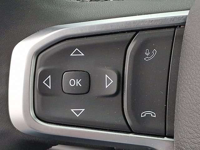 Used 2025 RAM 5500 4x4 Crew Cab image 21