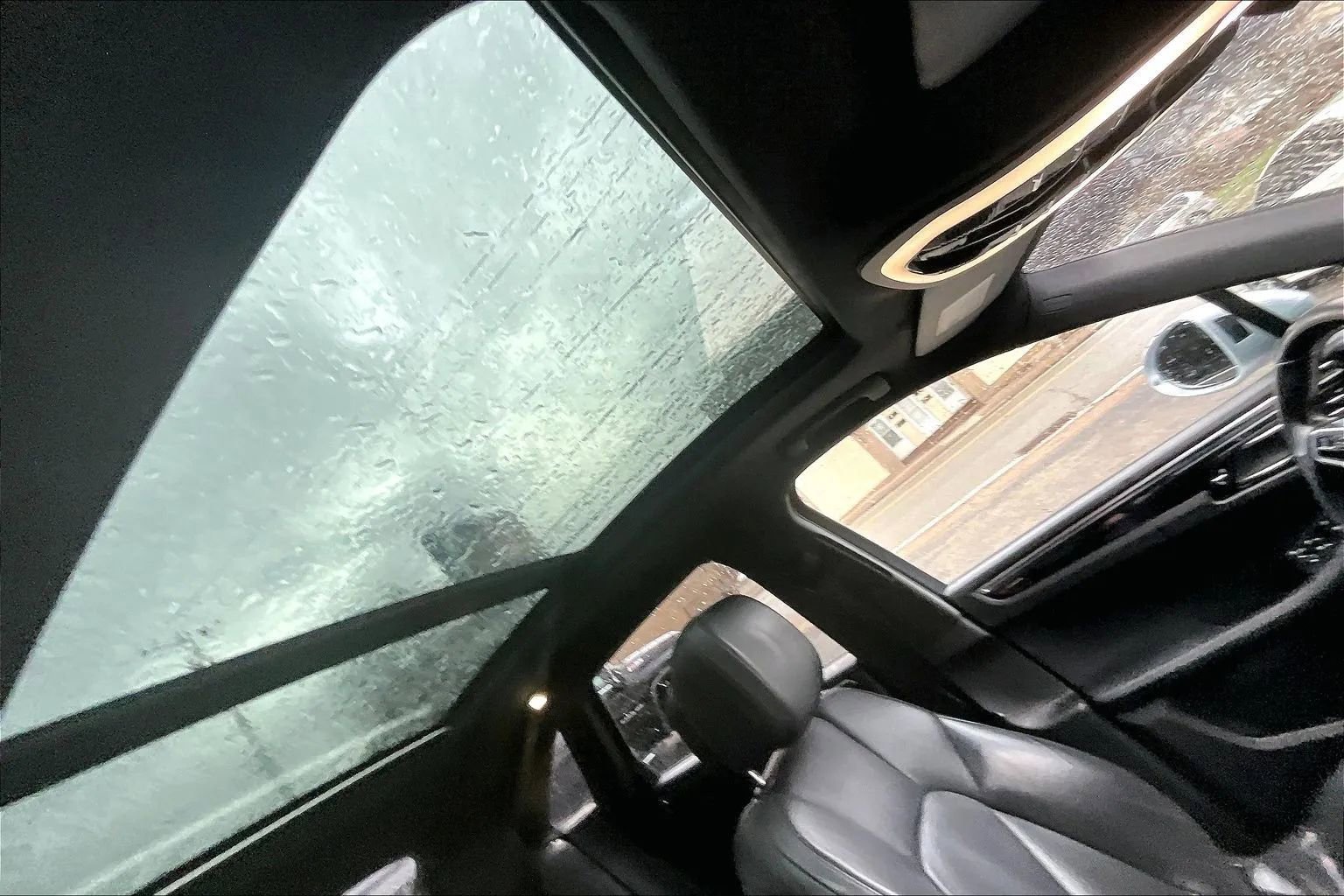 Used 2015 Porsche Macan S image 20