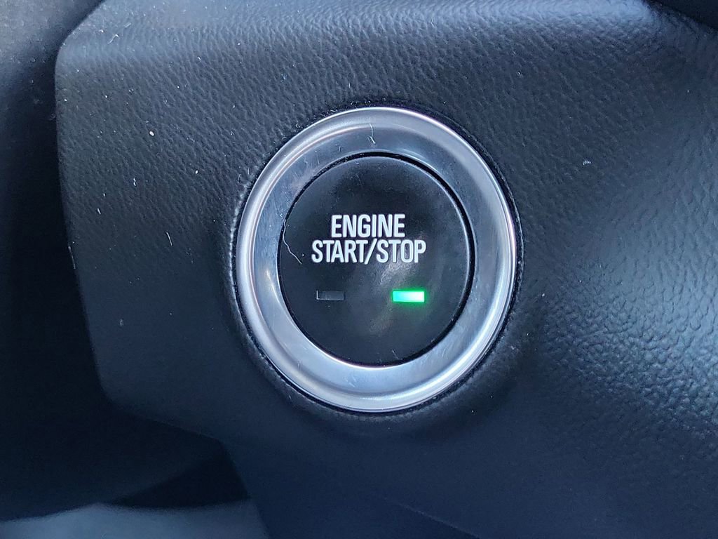 Used 2022 GMC Terrain SLT image 32