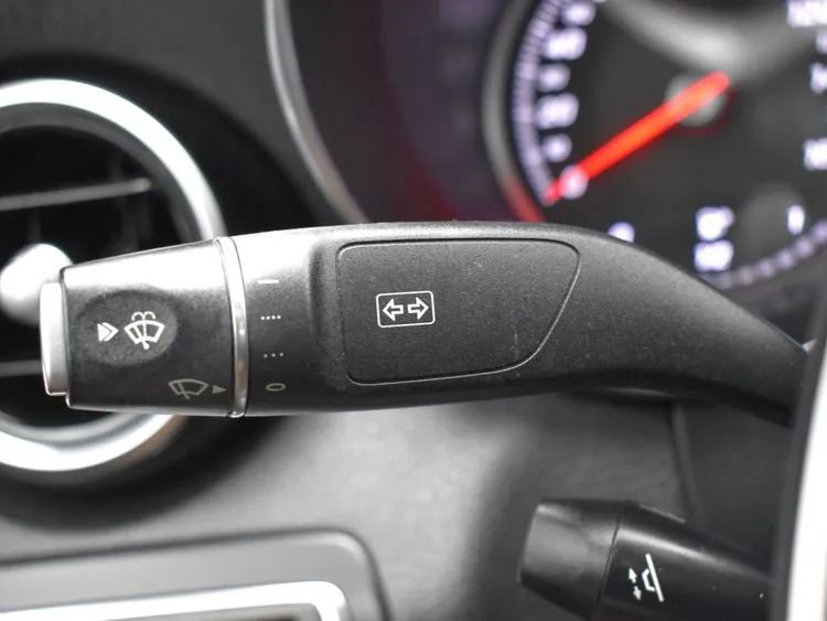 Used 2018 Mercedes-Benz C 300 4MATIC Sedan w/ Premium Package image 26