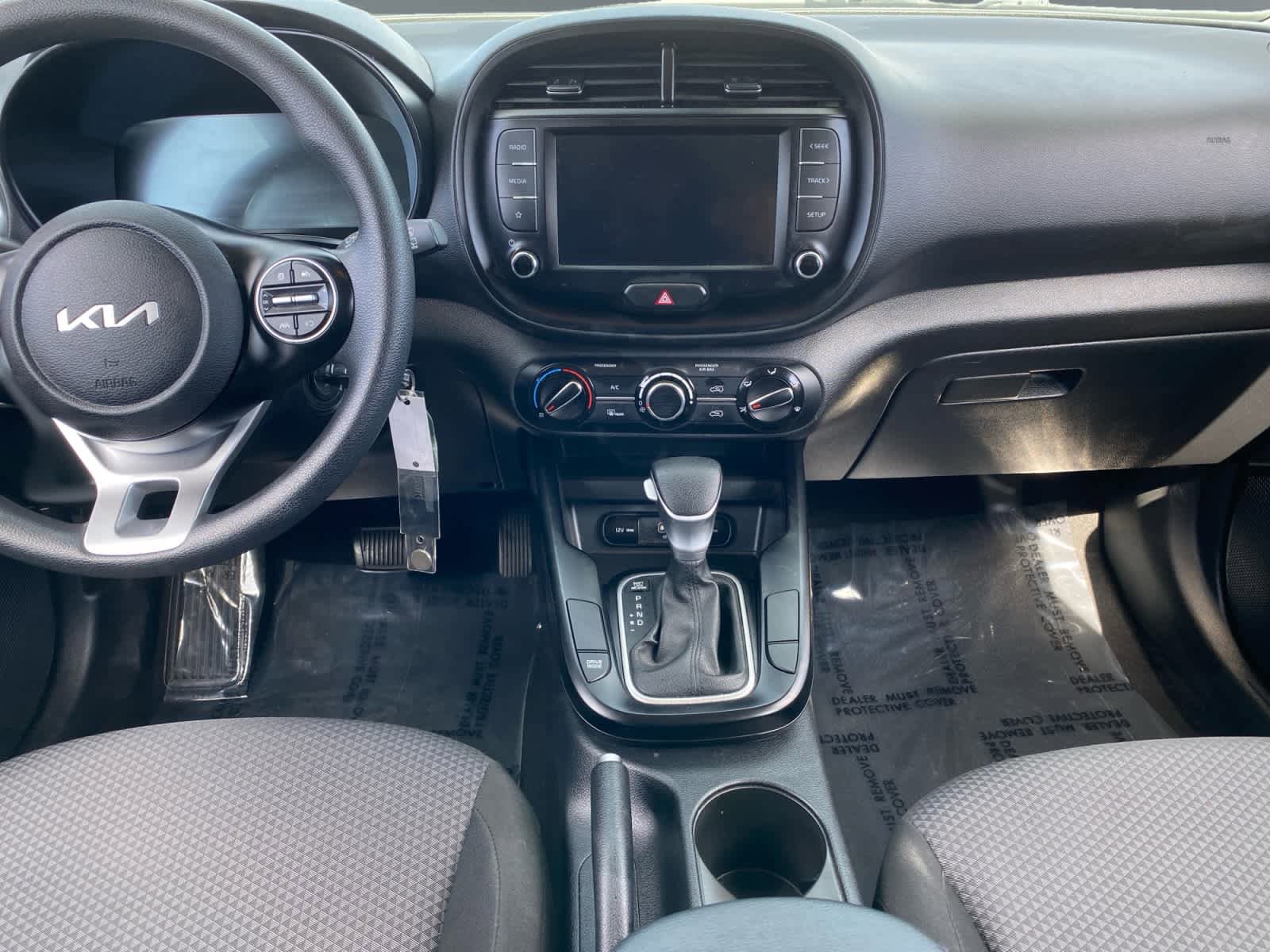 Used 2025 Kia Soul LX image 11