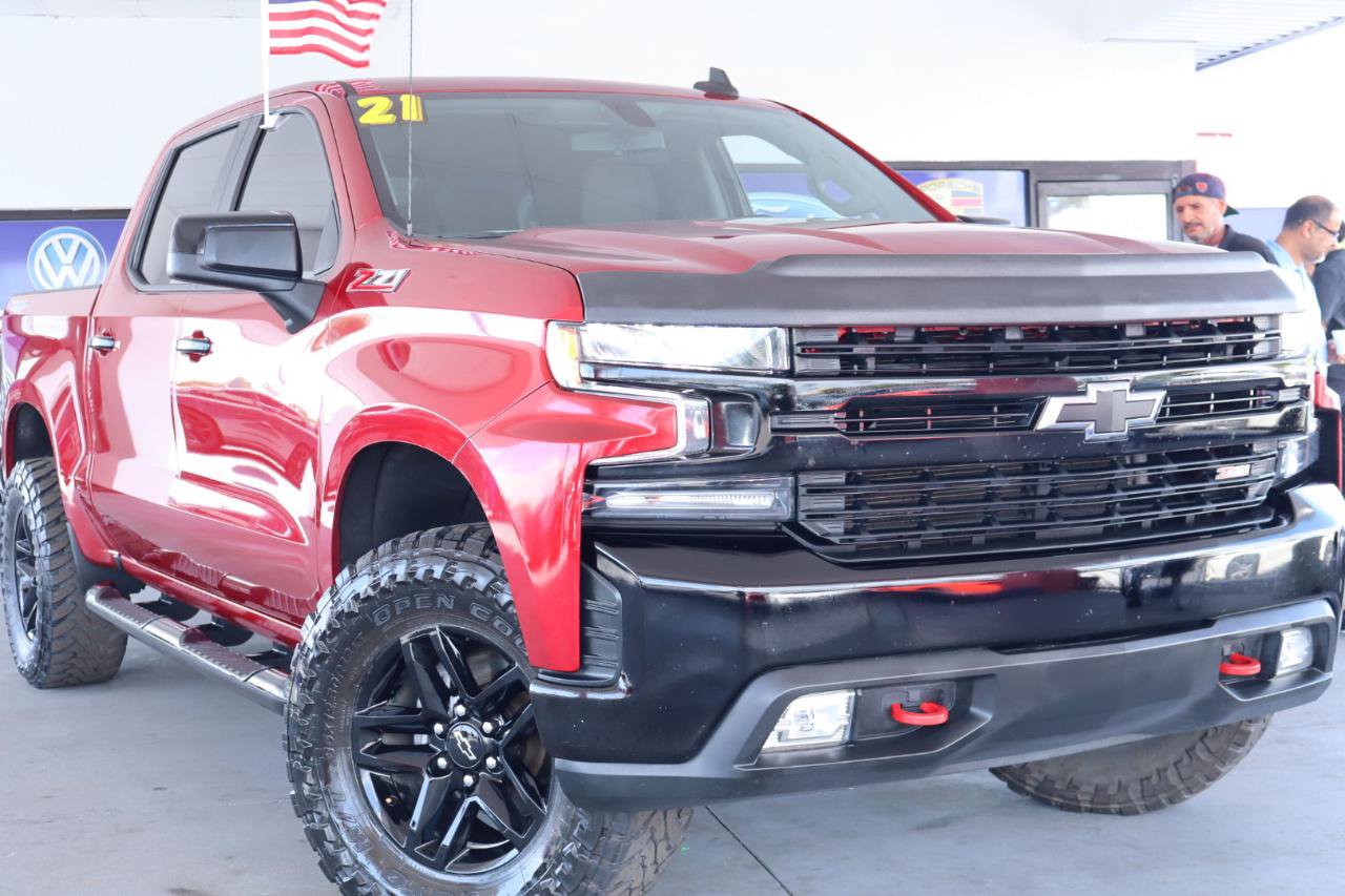 Used 2021 Chevrolet Silverado 1500 LT Trail Boss w/ Bed Protection Package AWD/4WD image 2