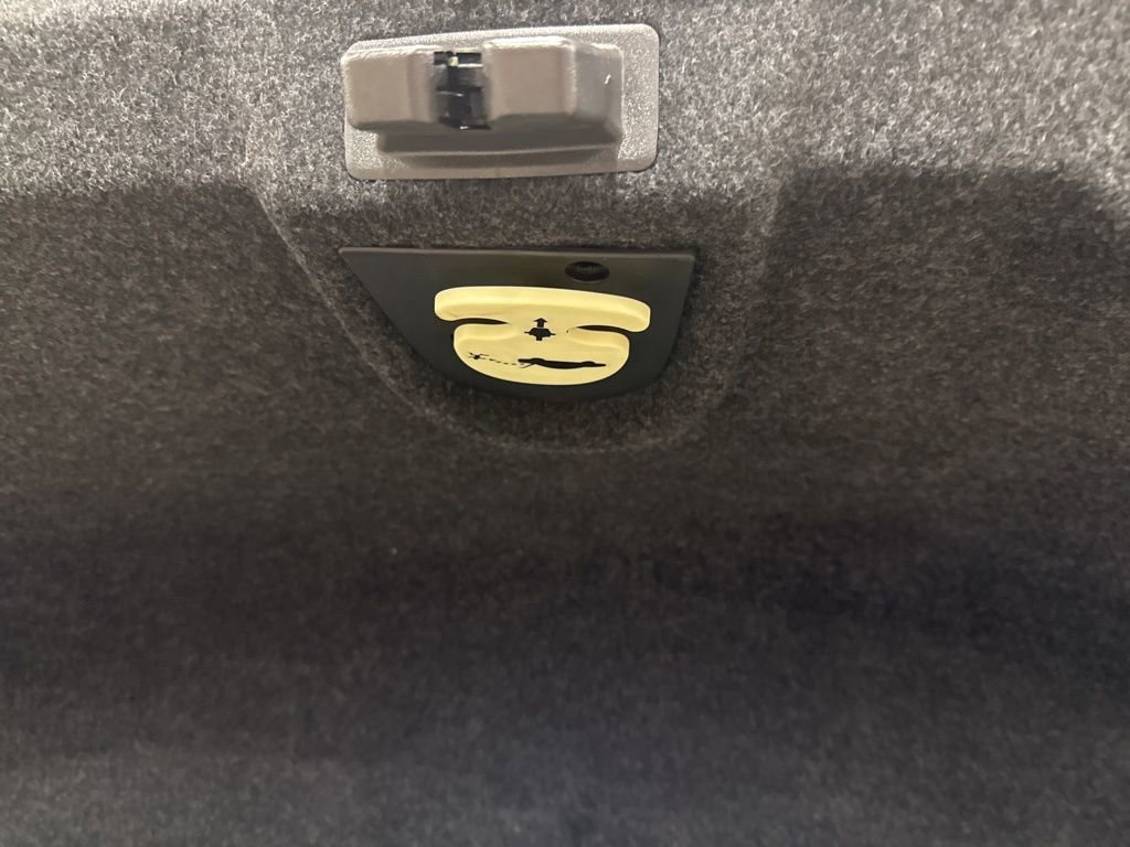 Used 2019 Cadillac XTS Luxury w/ Driver Awareness Package image 55