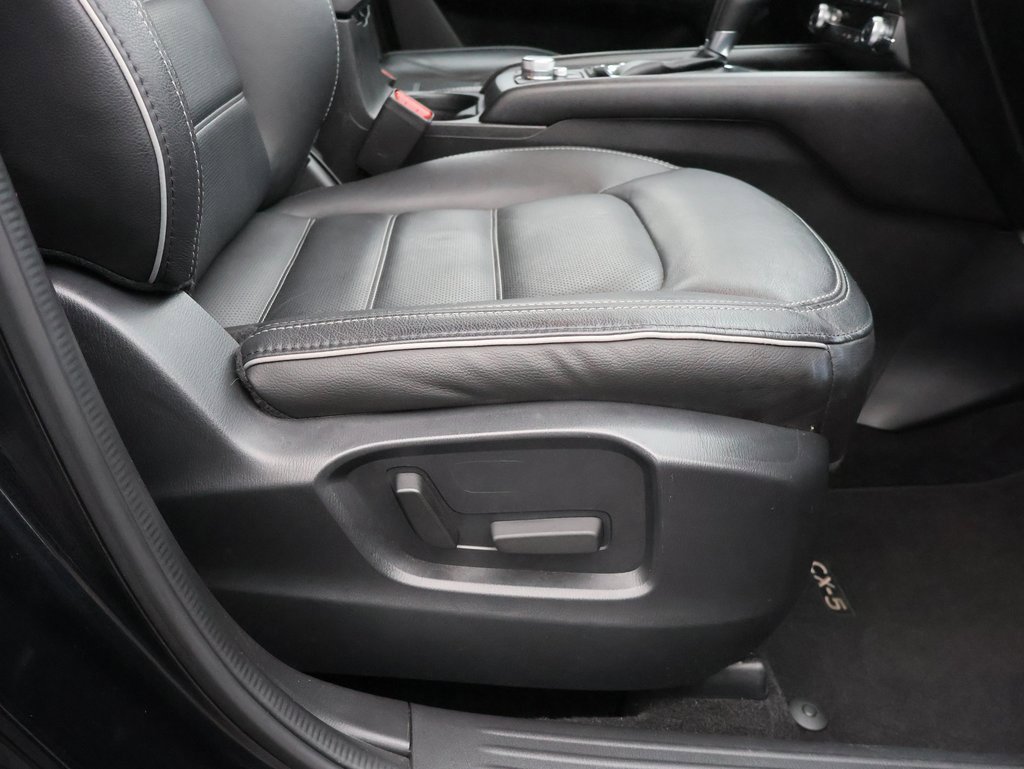 Used 2025 MAZDA CX-5 AWD 2.5 S w/ Preferred Package image 10