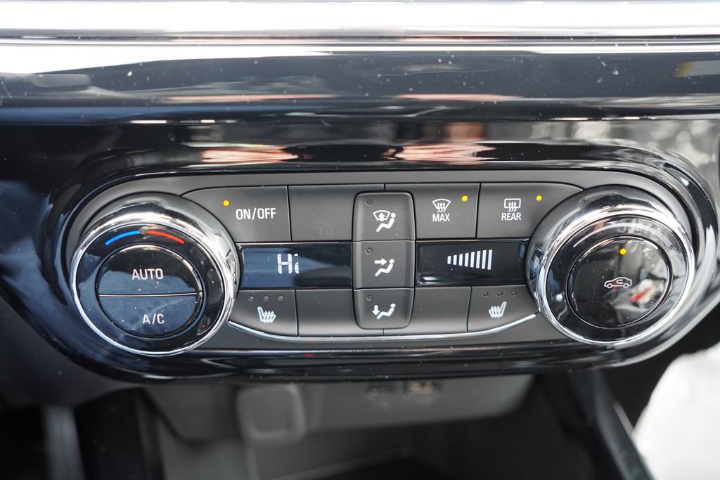 New 2026 Chevrolet Trax RS w/ Driver Confidence Package FWD image 13