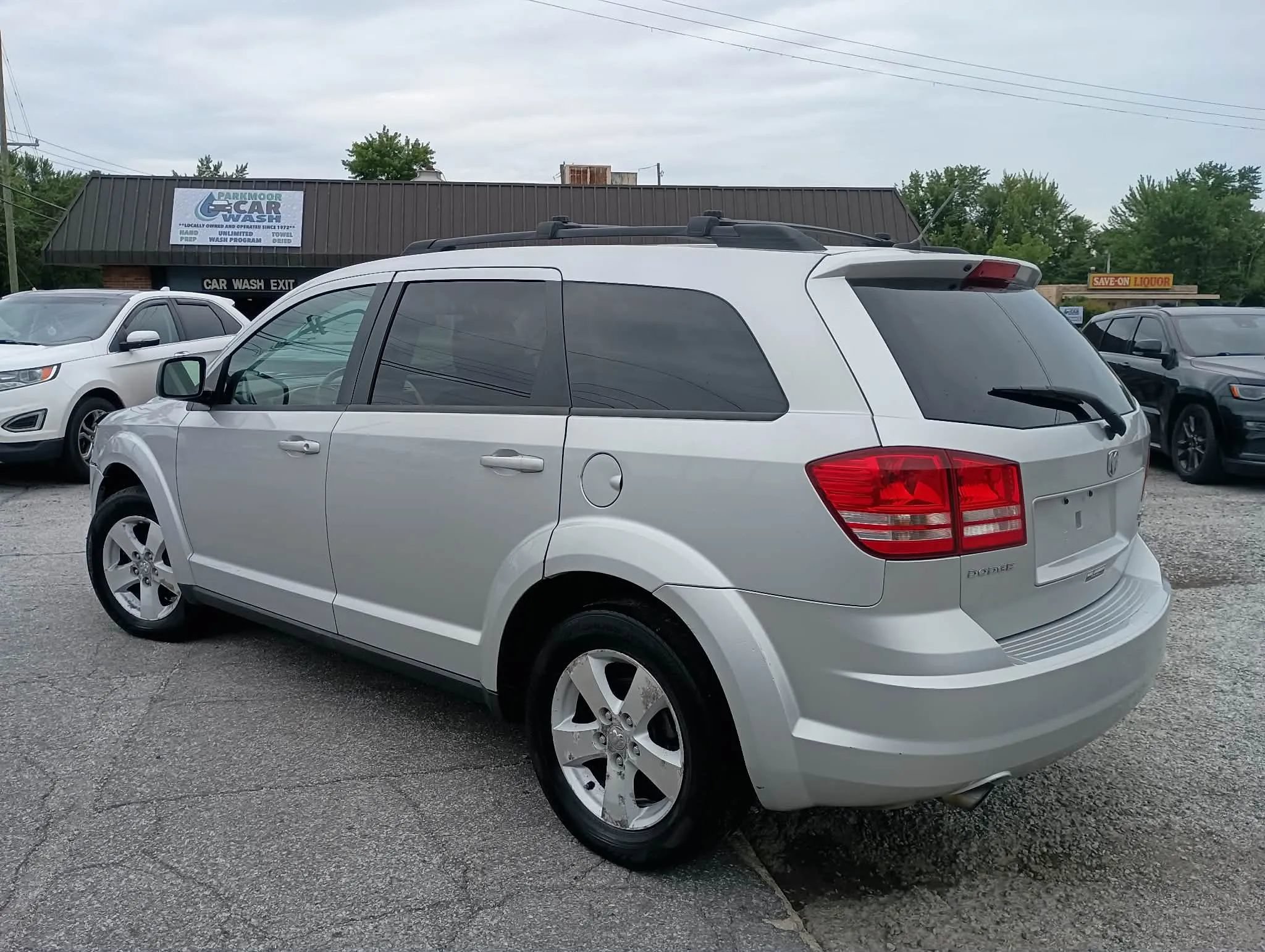 Used 2009 Dodge Journey SXT w/ Premium Convenience Group FWD image 4