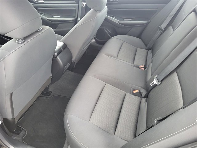 Used 2024 Nissan Altima 2.5 SV image 15