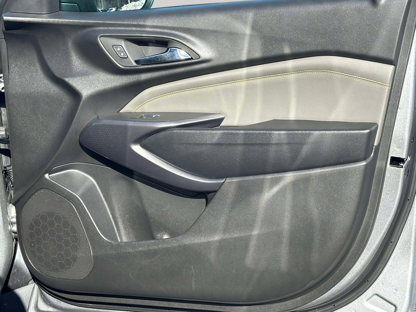 Certified 2025 Chevrolet Trax ACTIV w/ Driver Confidence Package image 26