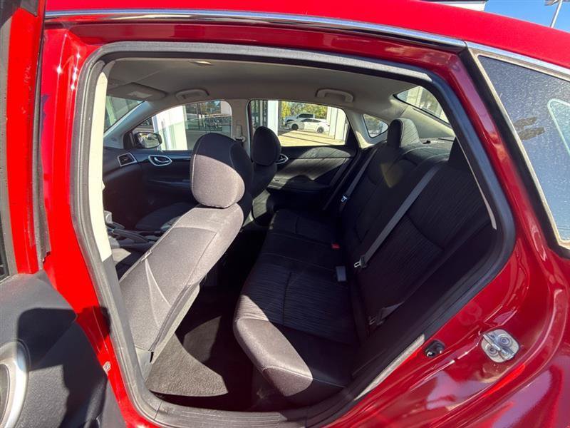 Used 2019 Nissan Sentra SV FWD image 14