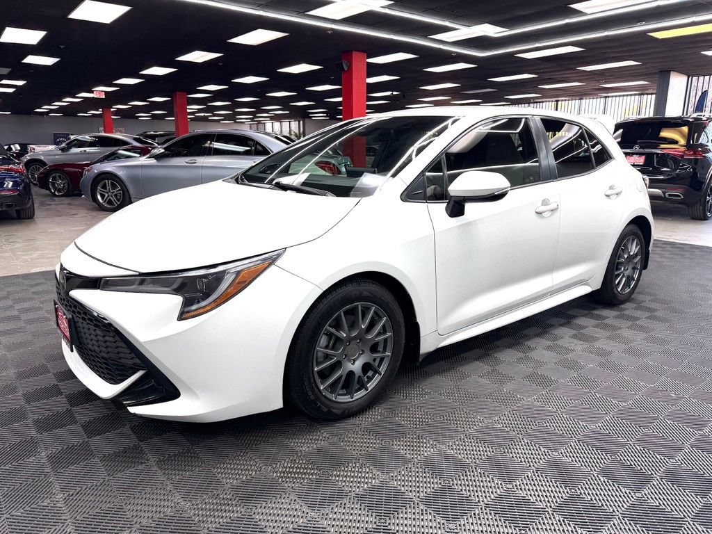 Used 2019 Toyota Corolla XSE FWD image 8