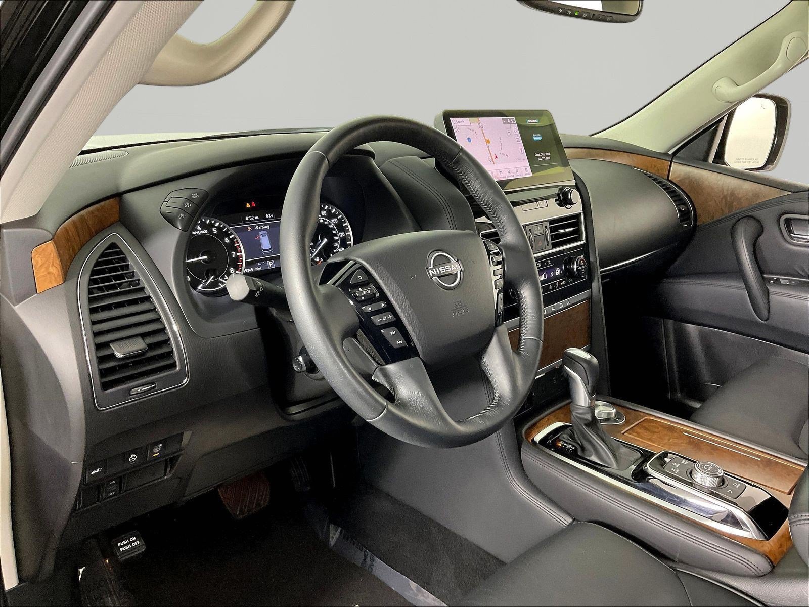 Certified 2024 Nissan Armada SL w/ Cargo Package AWD/4WD image 17